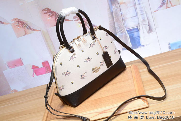 COACH蔻馳 專櫃同步 火烈鳥貝殼包 頂級品質 進口原單手掌紋牛皮 手提肩背包  Chz1400